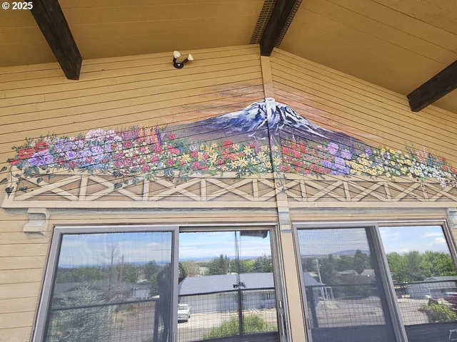 $1,125,000 | 1014 Roe Drive, Goldendale, WA 98620