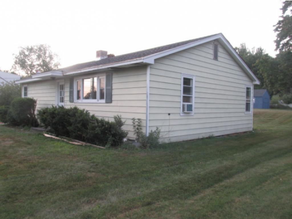 609 Gleason Road Rutland Town, VT 05701 - Photo 2 of 15