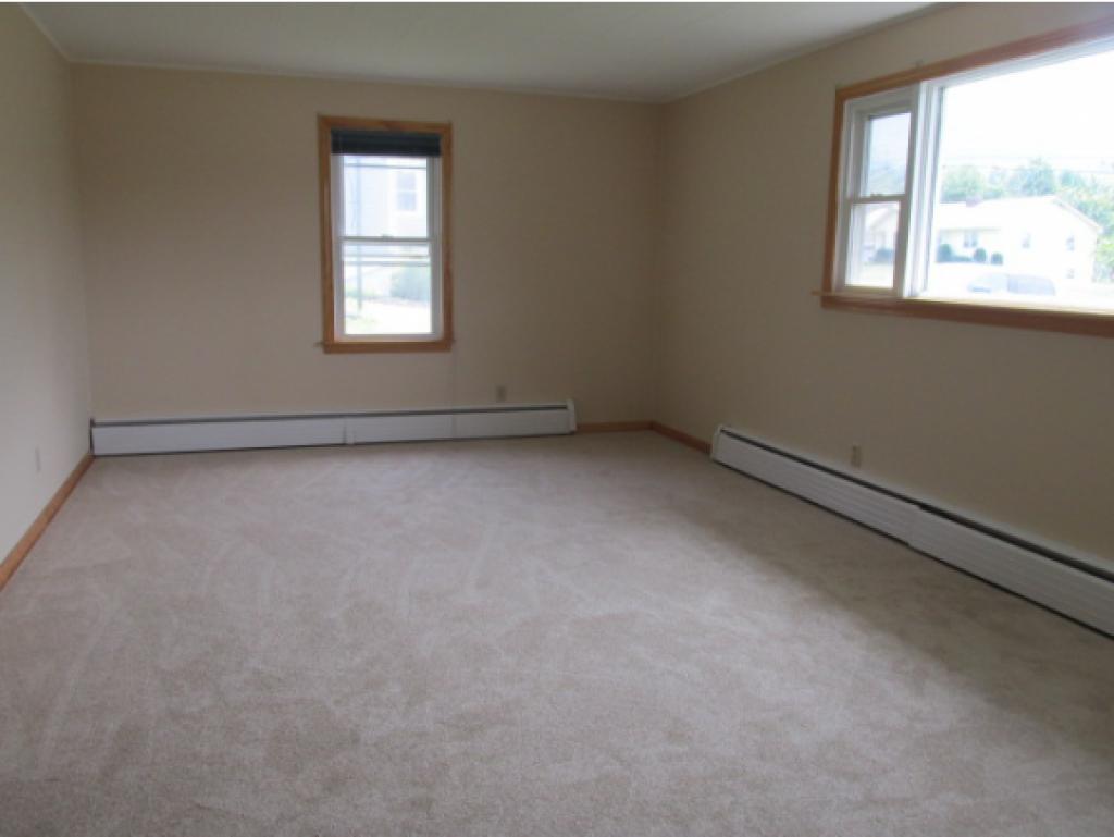 609 Gleason Road Rutland Town, VT 05701 - Photo 7 of 15