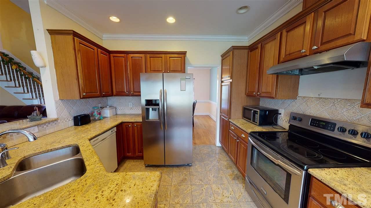9205 Little Ridge Place Zebulon, NC 27597 - Photo 12 of 30 Gallery Image 12