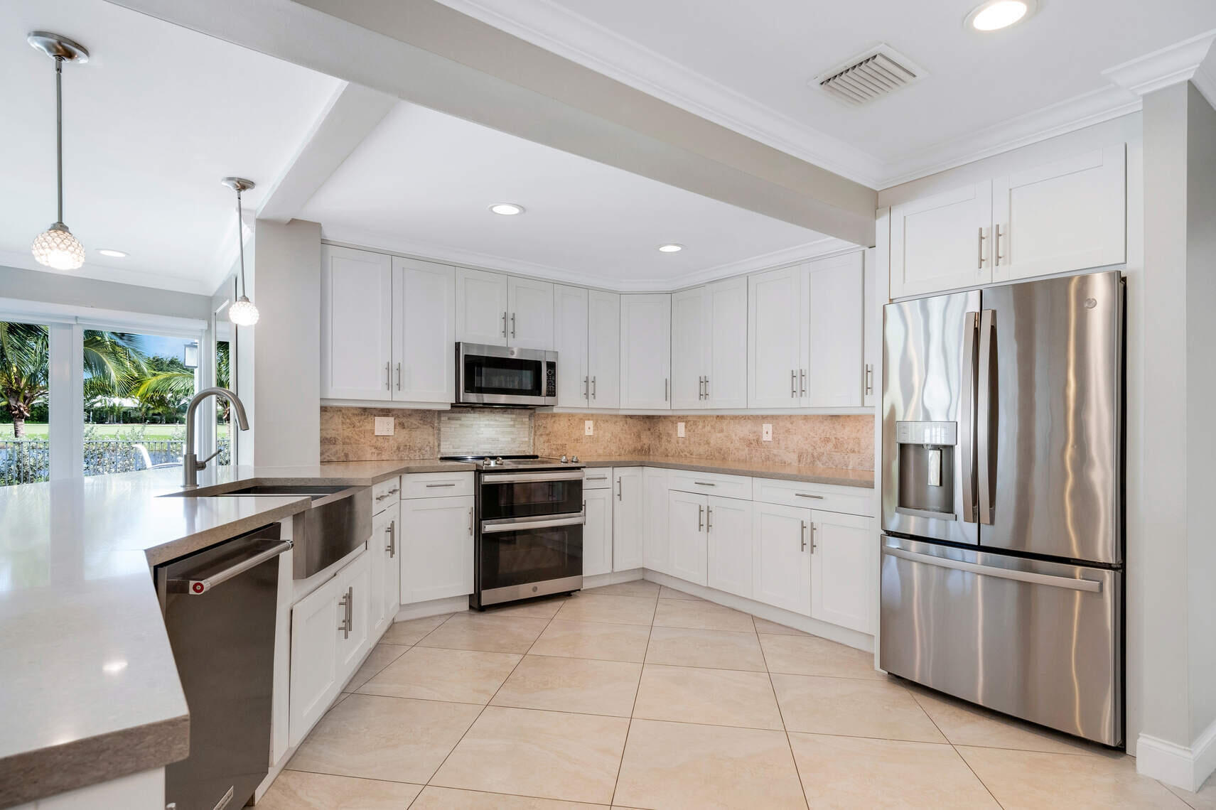 5733 Golfway Drive Boca Raton, FL 33433 - Photo 10 of 25 Open Kitchen
