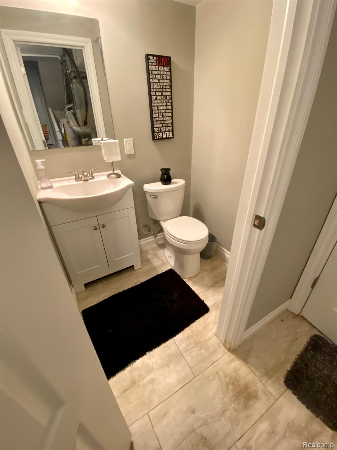 29513 Curtis Road Livonia, MI 48152 - Photo 13 of 23 Gallery Image 13