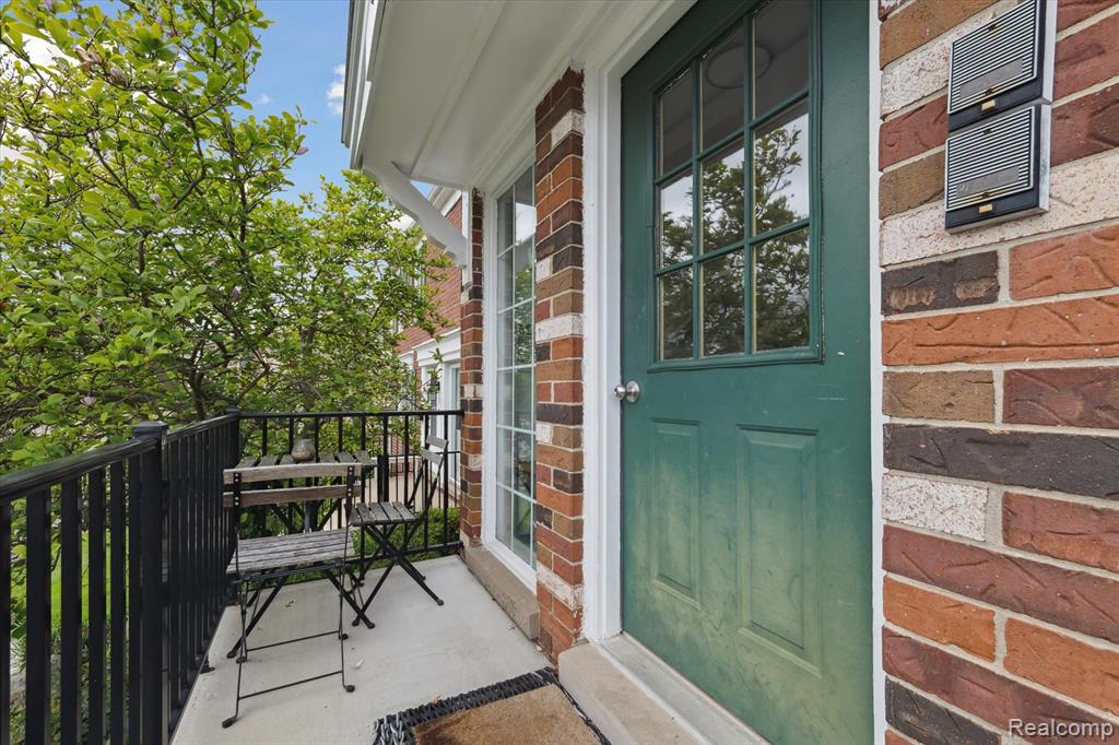 455 Baldwin Avenue, Unit 203 Rochester, MI 48307 - Photo 6 of 26