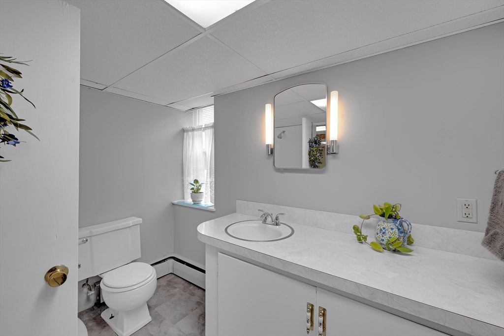 208 New Boston Road Sturbridge, MA 01566 - Photo 22 of 27 Gallery Image 22