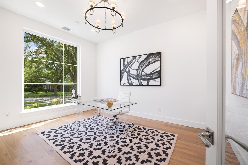 3753 Valley Ridge Road Dallas, TX 75220 - Photo 12 of 28