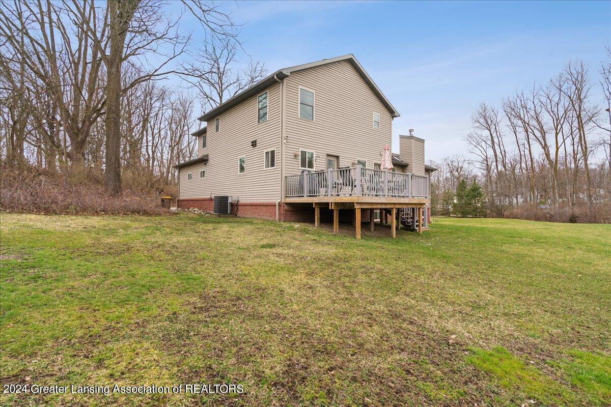 447 Charleston Road Lansing, MI 48917 - Photo 39 of 42 47-Media Jett-49