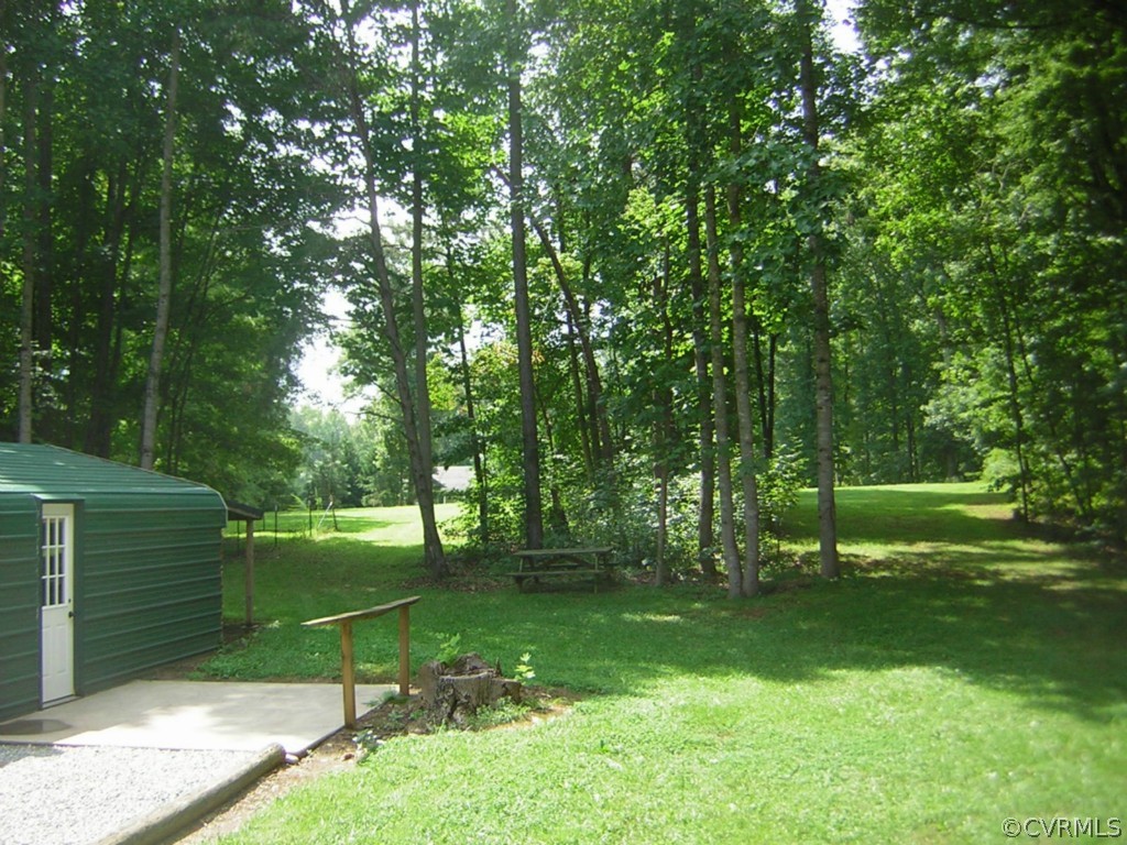 4257 Lockin Road Powhatan, VA 23139 - Photo 10 of 12 Gallery Image 10