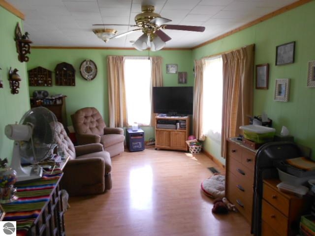 1282 West St Charles Road Ithaca, MI 48847 - Photo 4 of 28 1788497-3.JPG