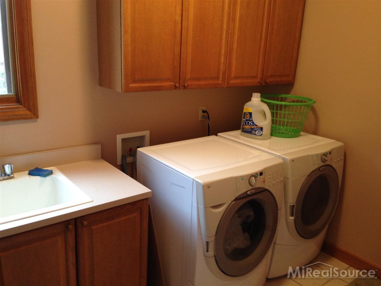 1739 Spring Creek Drive Rochester, MI 48306 - Photo 36 of 61 31233395-35.JPG