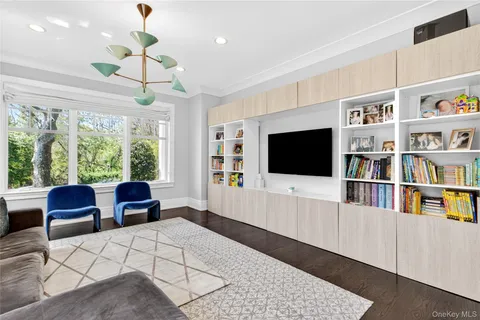 $4,800,000 | 35 Mimosa Drive, East Hills, NY 11576