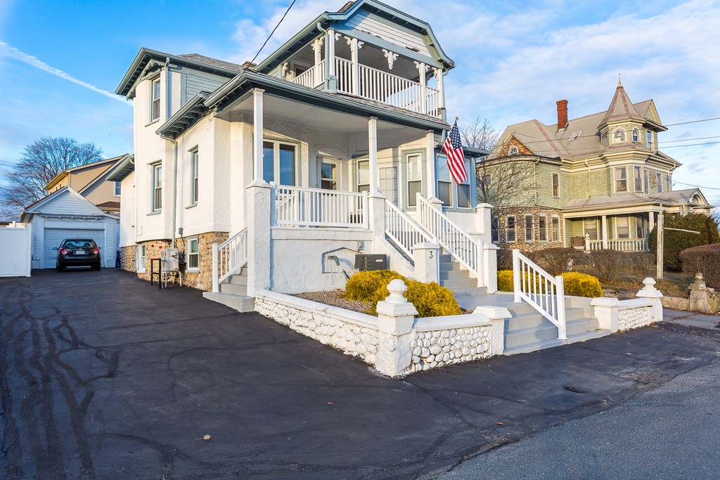 3 Middle Road Acushnet, MA 02743 - Photo 1 of 30 Gallery Image 1