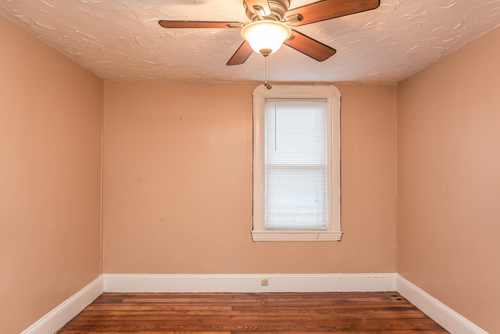 3 Middle Road Acushnet, MA 02743 - Photo 20 of 30 Gallery Image 20