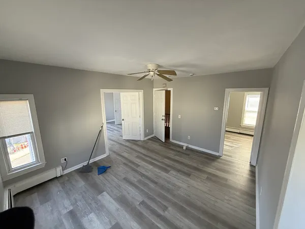 $2,100 | 142 Belmont Street, Unit 2, Worcester, MA 01605