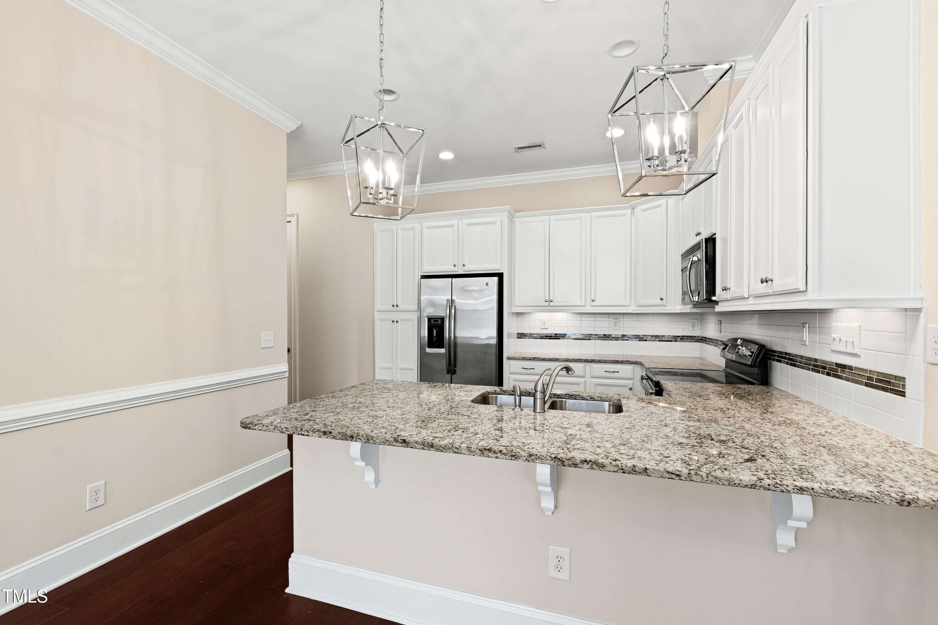 525 Fallon Grove Way Raleigh, NC 27608 - Photo 14 of 49 Fallon (14)