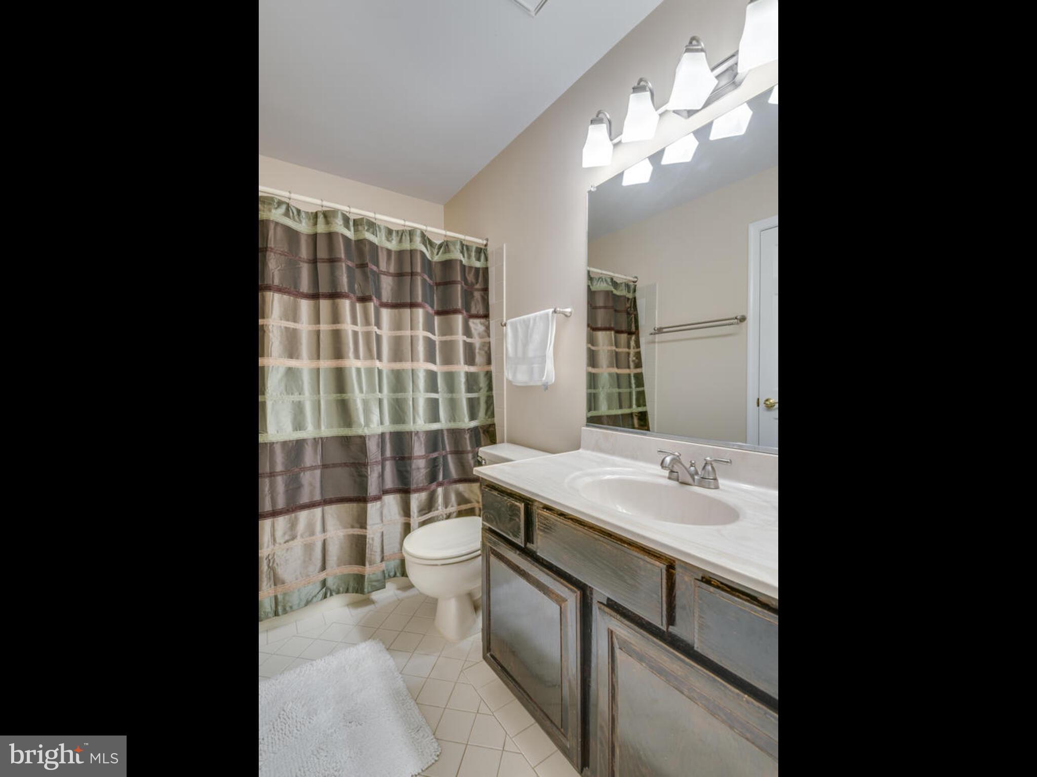 11300 Fairwind Way Reston, VA 20190 - Photo 32 of 53