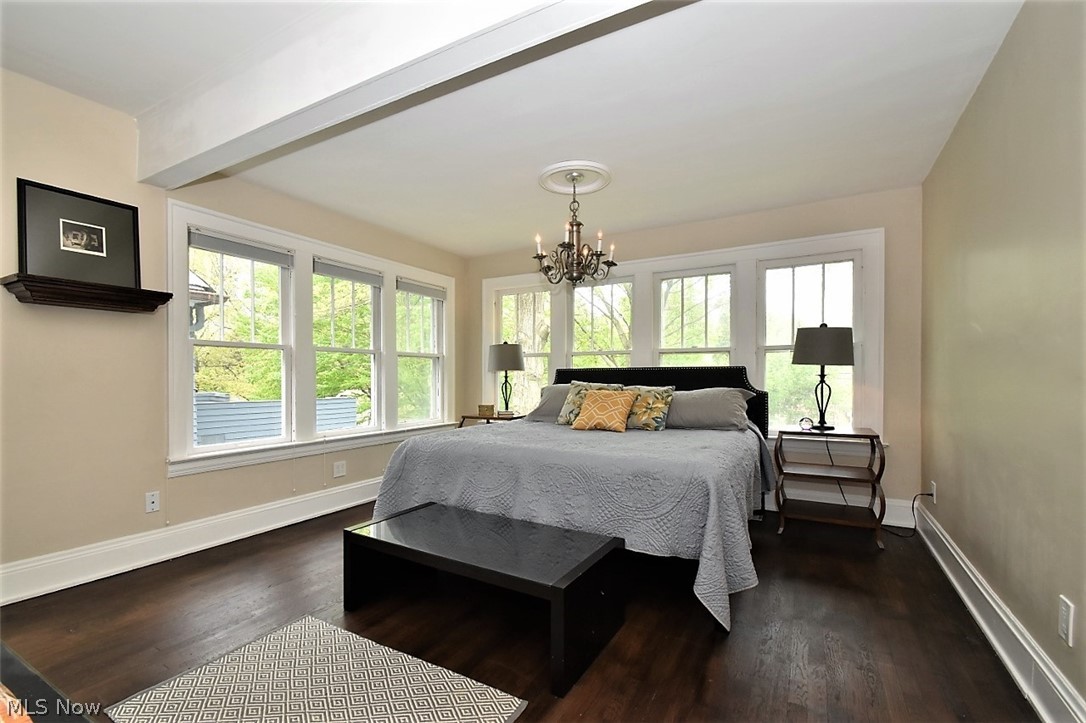 2869 Scarborough Road Cleveland, OH 44118 - Photo 16 of 25 Master bedroom