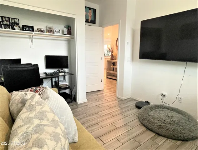 $1,995 | 2822 West Apollo Road, Phoenix, AZ 85041