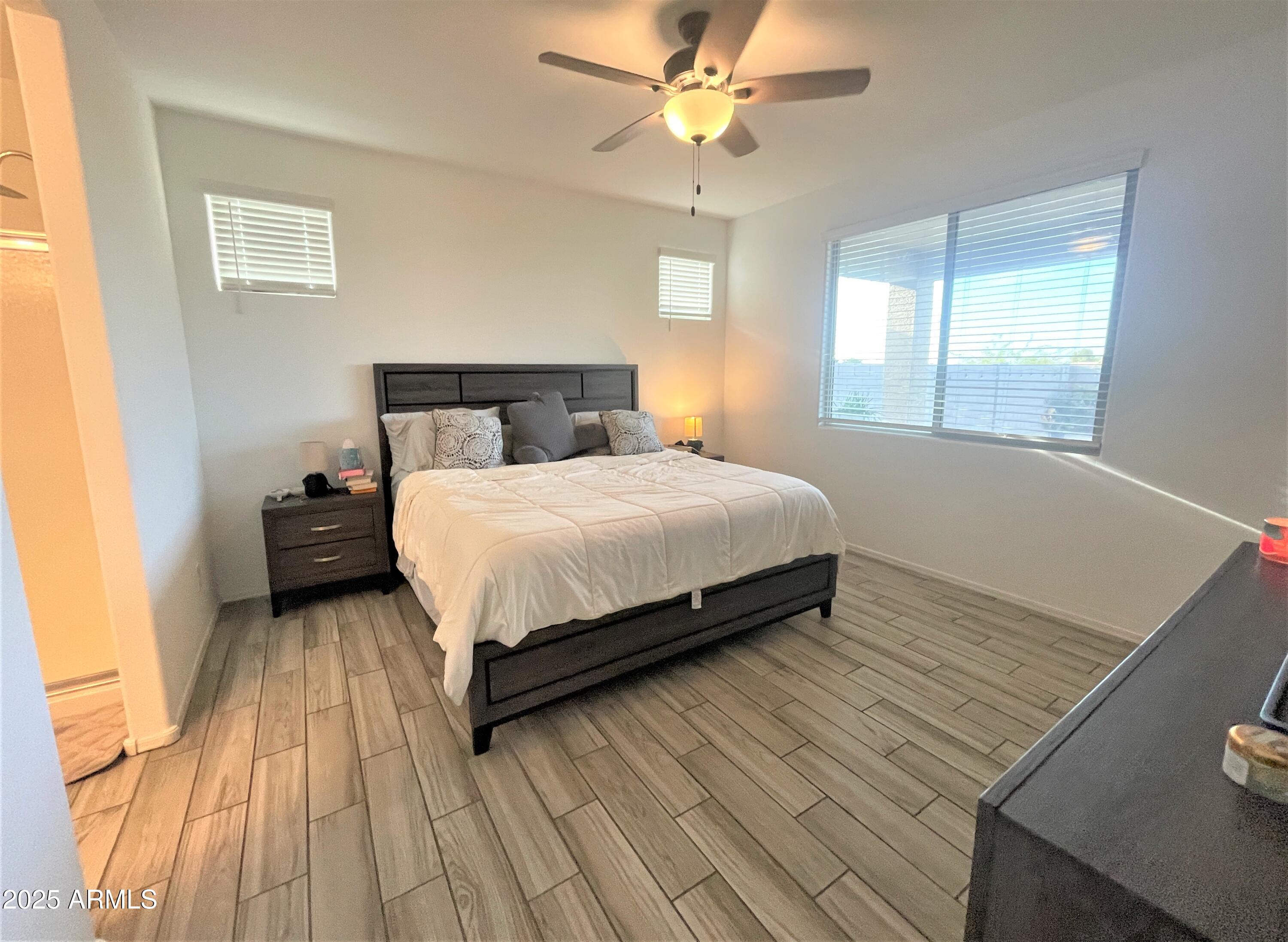 2822 West Apollo Road Phoenix, AZ 85041 - Photo 10 of 22 IMG_2951