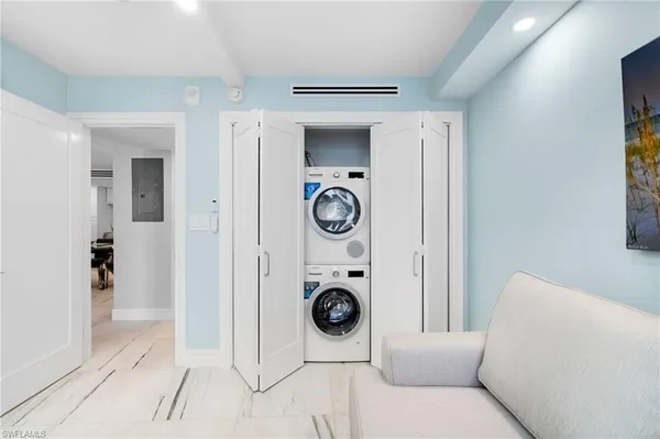 $10,000 | 4001 Gulf Shore Boulevard North, Unit 702, Naples, FL 34103