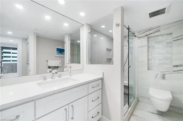 $10,000 | 4001 Gulf Shore Boulevard North, Unit 702, Naples, FL 34103