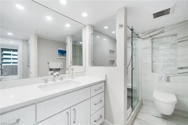 $11,000 | 4001 Gulf Shore Boulevard North, Unit 702, Naples, FL 34103