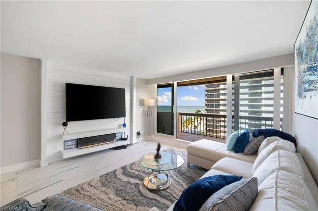 $11,000 | 4001 Gulf Shore Boulevard North, Unit 702, Naples, FL 34103