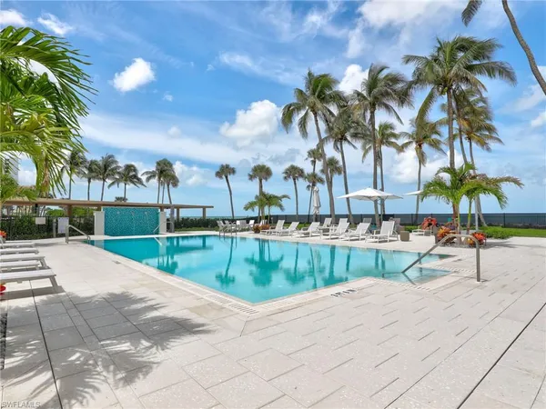 $10,000 | 4001 Gulf Shore Boulevard North, Unit 702, Naples, FL 34103