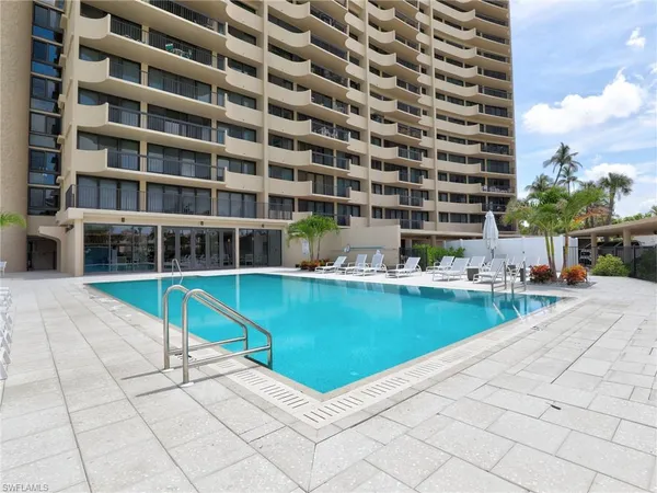 $10,000 | 4001 Gulf Shore Boulevard North, Unit 702, Naples, FL 34103