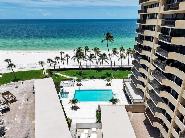 $10,000 | 4001 Gulf Shore Boulevard North, Unit 702, Naples, FL 34103