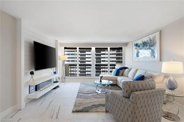 $10,000 | 4001 Gulf Shore Boulevard North, Unit 702, Naples, FL 34103