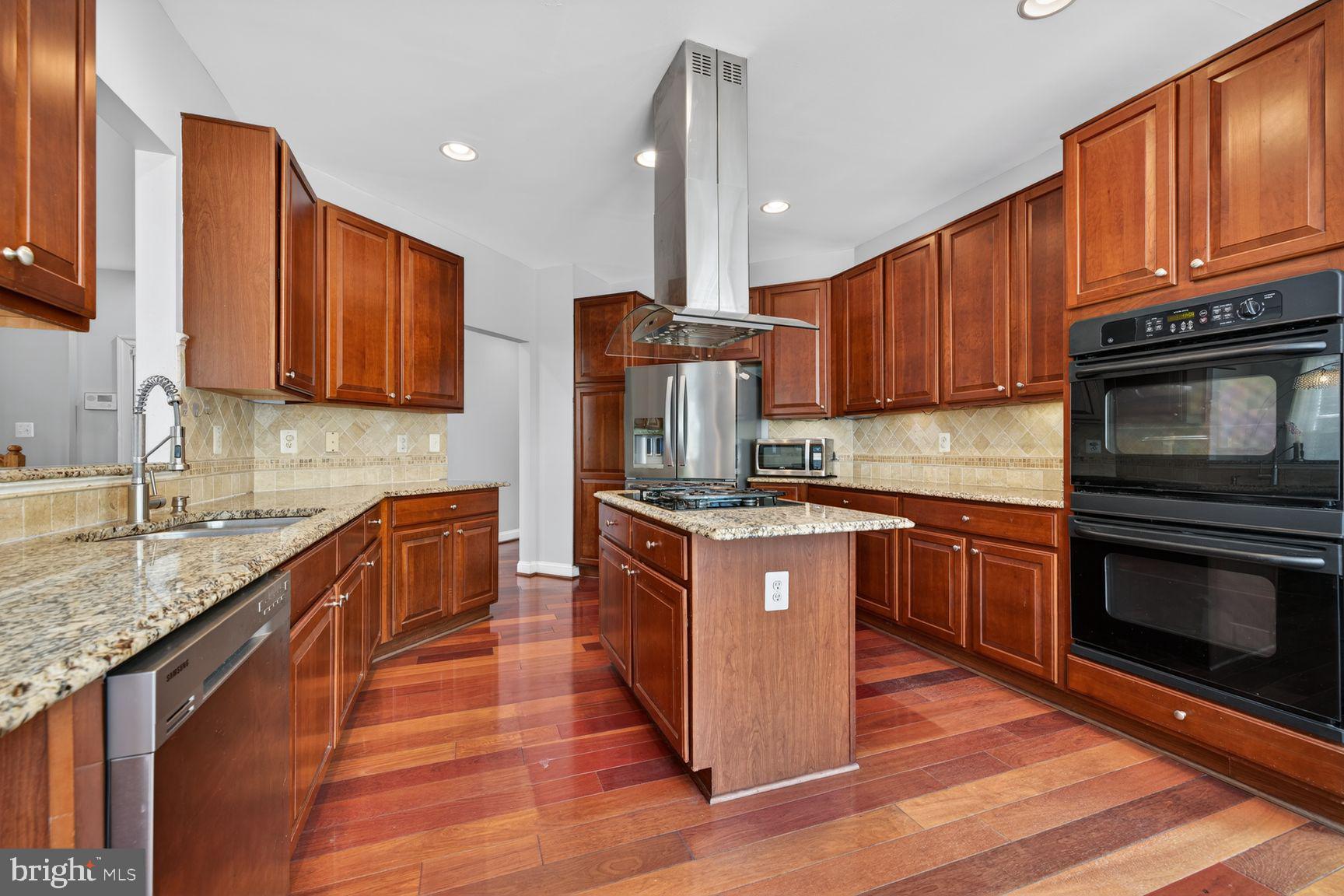 23139 Persimmon Ridge Road Clarksburg, MD 20871 - Photo 5 of 20