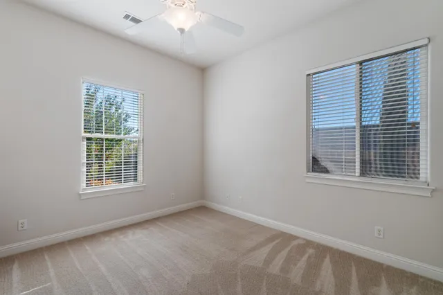 $525,000 | 2030 Hedgerow Avenue, Redding, CA 96003