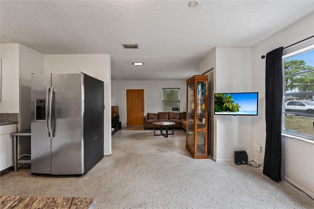 2802 Ave G Fort Pierce, FL 34947 - Photo 5 of 16