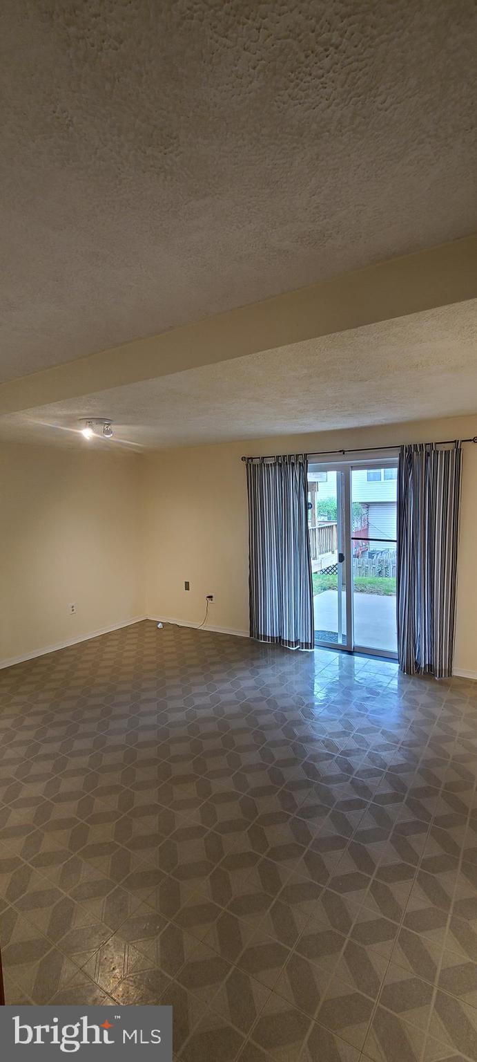 21 Powder View Court Baltimore, MD 21236 - Photo 3 of 4 Gallery Image 3