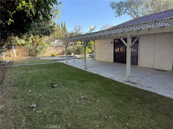 $5,000 | 9201 Paso Robles Avenue, Northridge, CA 91325