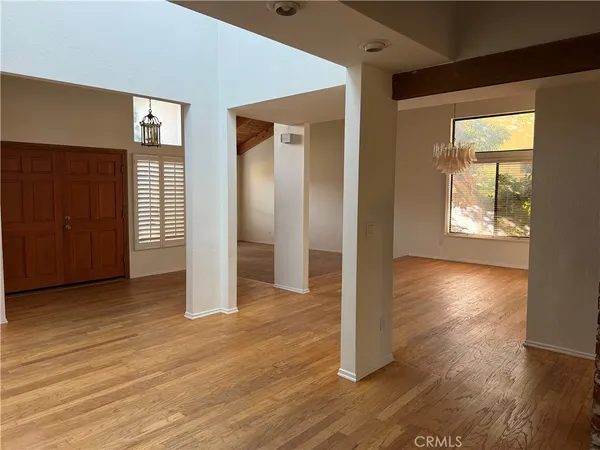 $5,000 | 9201 Paso Robles Avenue, Northridge, CA 91325