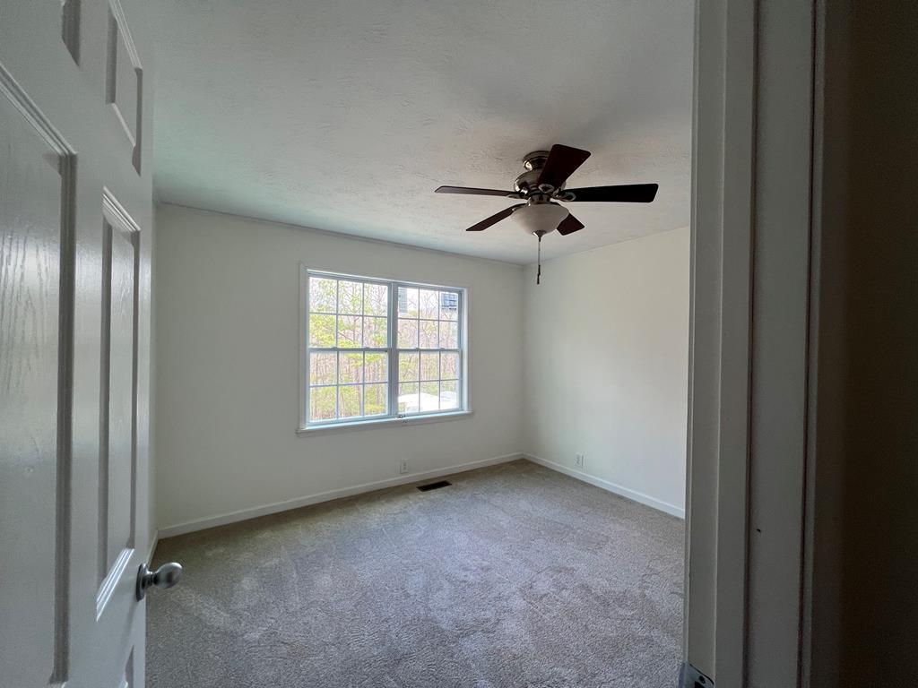 598 Kelso Road Jasper, GA 30143 - Photo 43 of 44 guest room