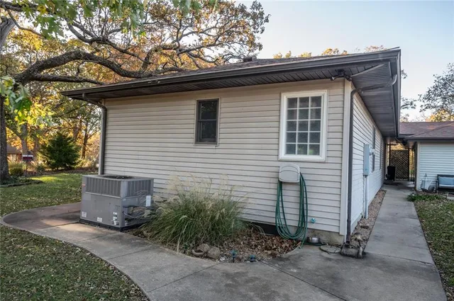 $295,000 | 3419 Highway 75, Neodesha, KS 66757