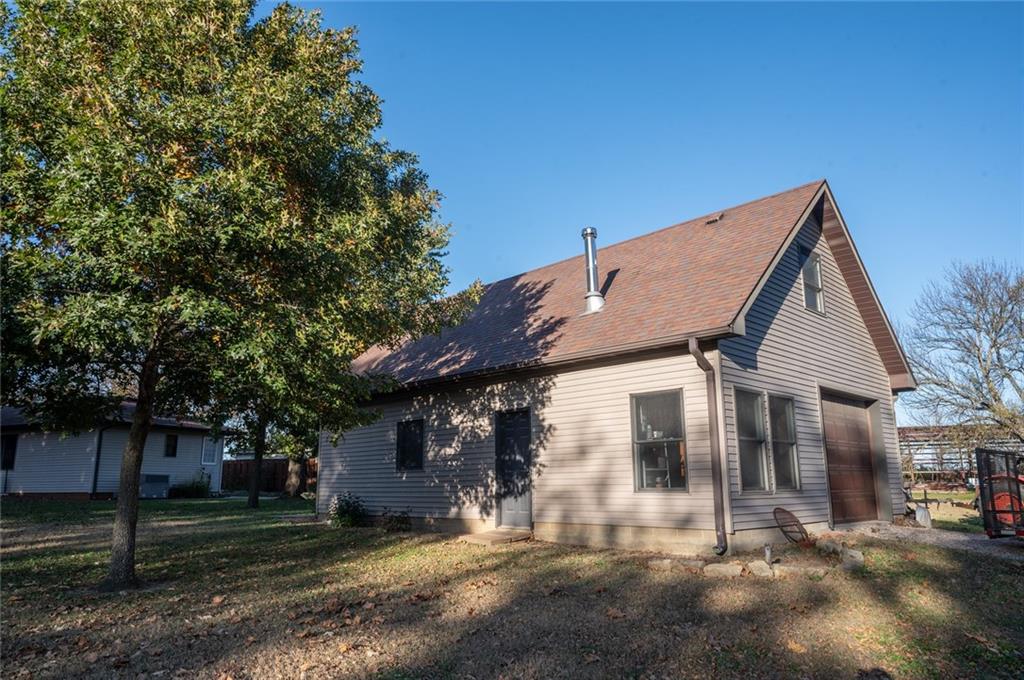 3419 Highway 75 Neodesha, KS 66757 - Photo 7 of 33