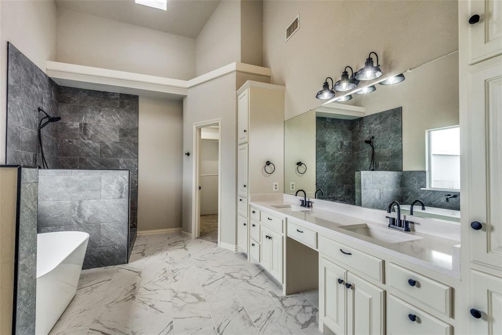 9986 Copeland Place Pilot Point, TX 76258 - Photo 12 of 24