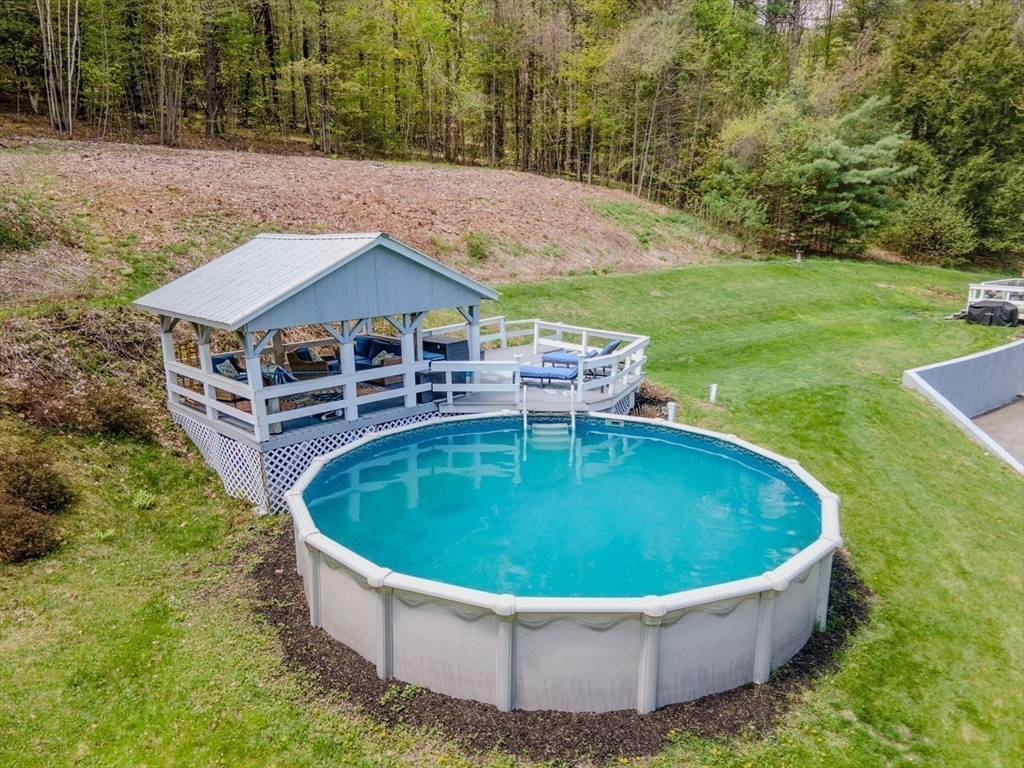 609 Gulf Road Northfield, MA 01360 - Photo 38 of 42