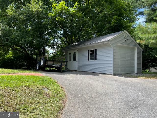 72 Loop Road Pequea, PA 17565 - Photo 6 of 28