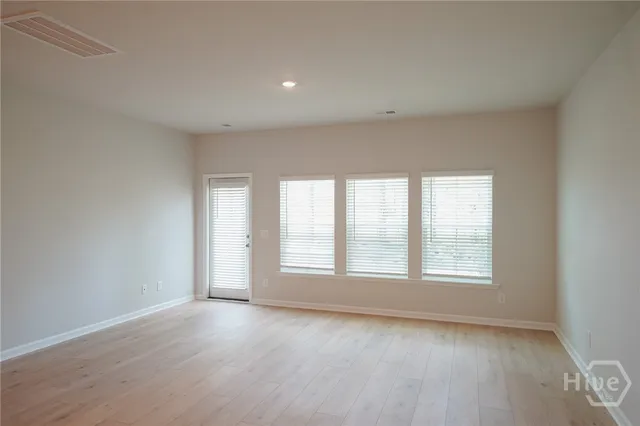 $2,900 | 111 Saltgrass Lane, Bloomingdale, GA 31302