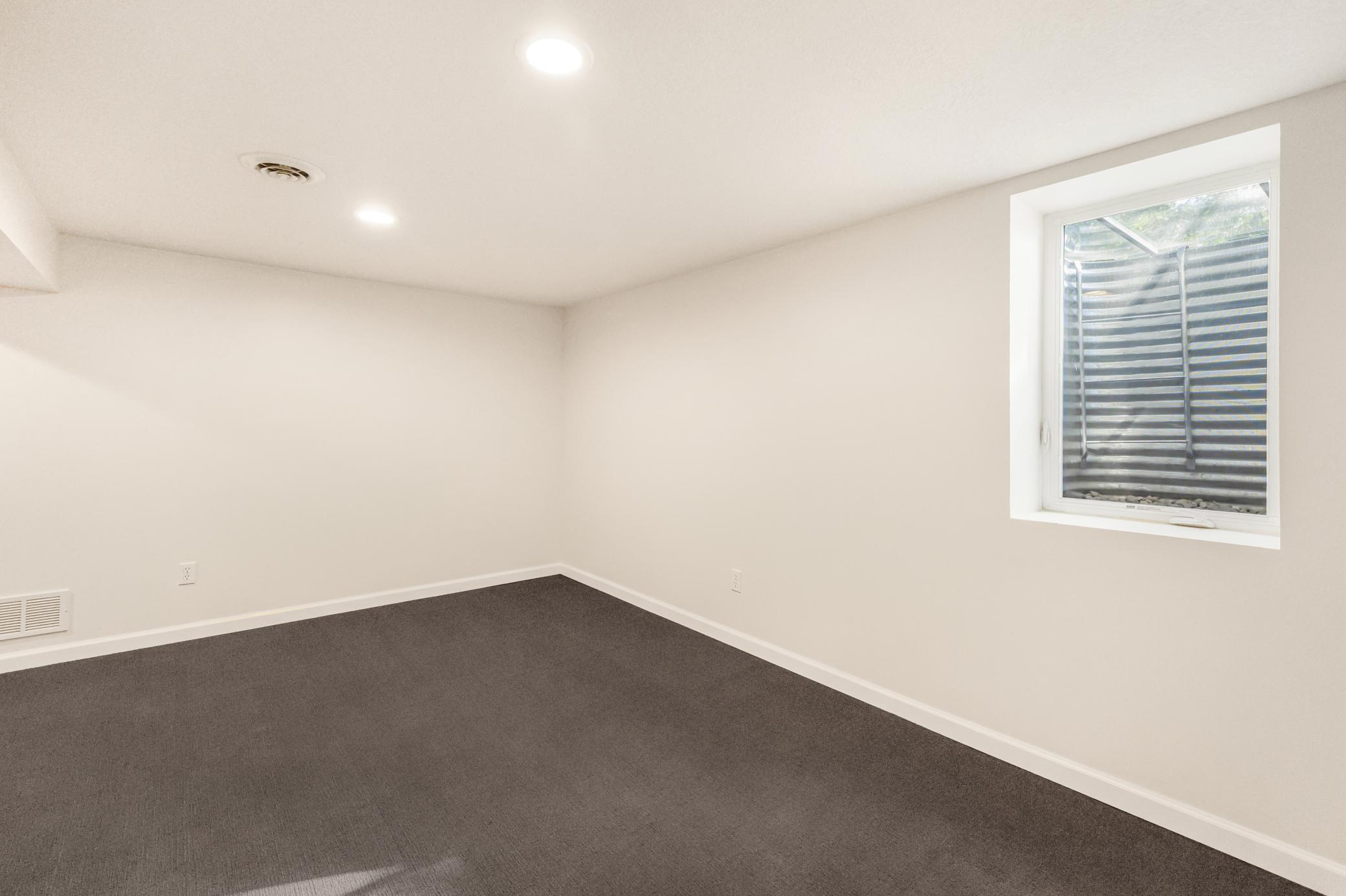 2633 103rd Avenue Northwest Coon Rapids, MN 55433 - Photo 14 of 20