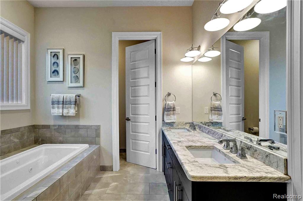 36025 West 14 Mile Road Farmington Hills, MI 48331 - Photo 24 of 38