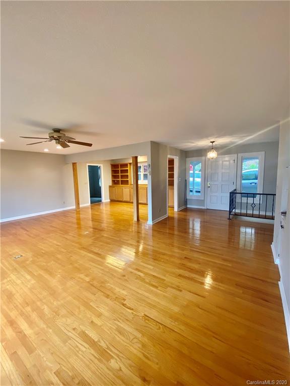 116 Lakeview Road Spruce Pine, NC 28777 - Photo 20 of 27 Gallery Image 20