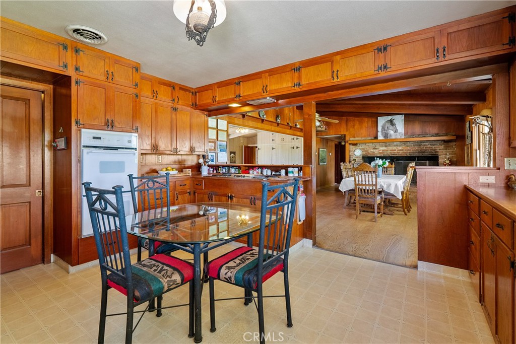 5275 Camp 8 Road Paso Robles, CA 93446 - Photo 38 of 63