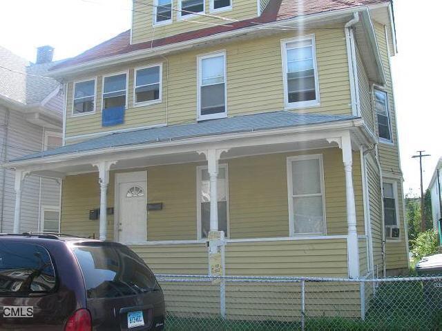 8 Washington Place Bridgeport, CT 06604 - Photo 1 of 1