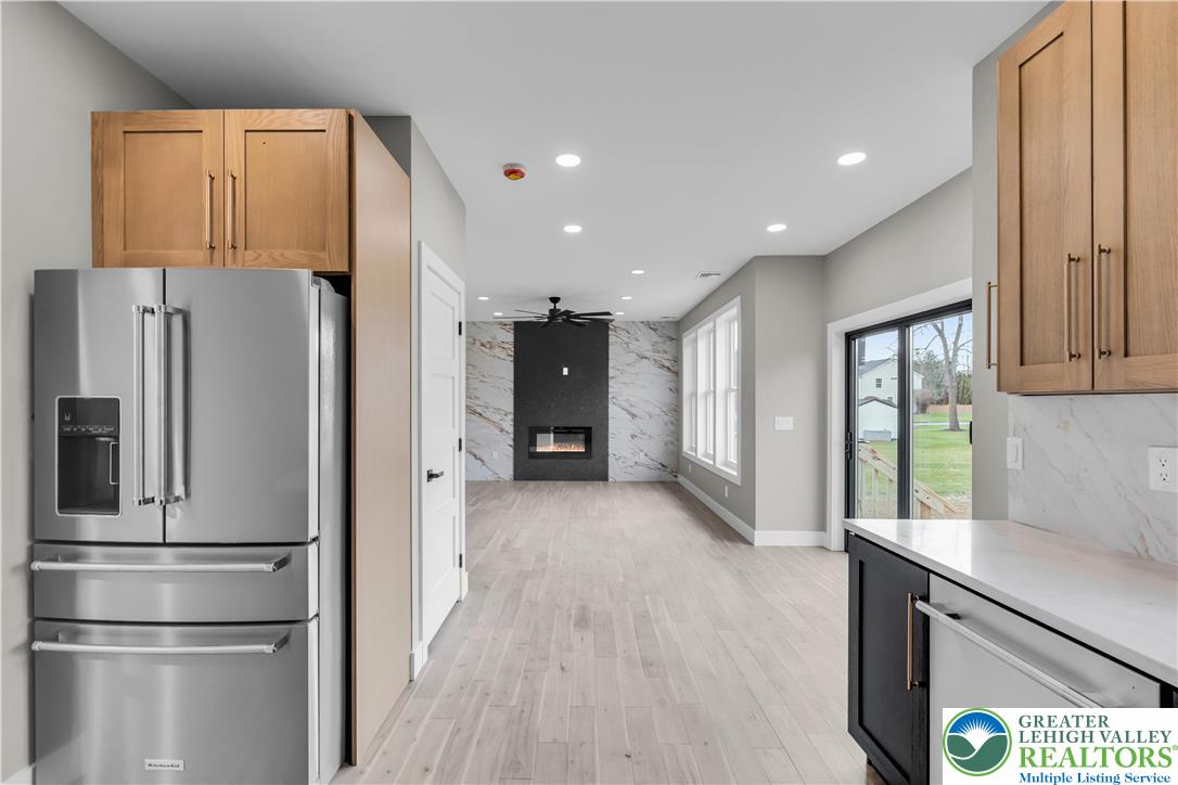 4579 Quarry Street Whitehall, PA 18052 - Photo 19 of 57