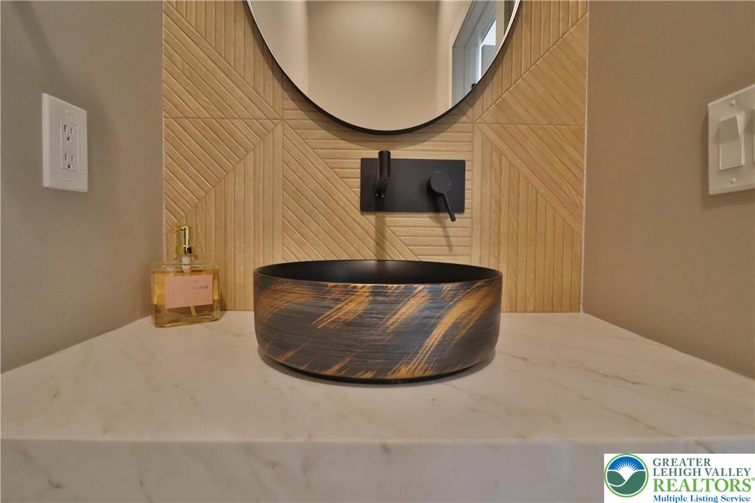 4579 Quarry Street Whitehall, PA 18052 - Photo 24 of 57